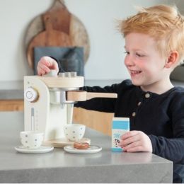 New Classic Toys Coffee Machine - White