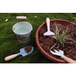 Calm & Breezy Kids Gardening Tool Set Blue